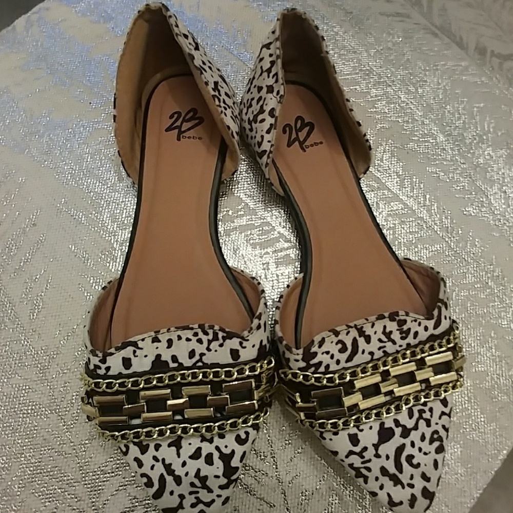 2B Bebe flats